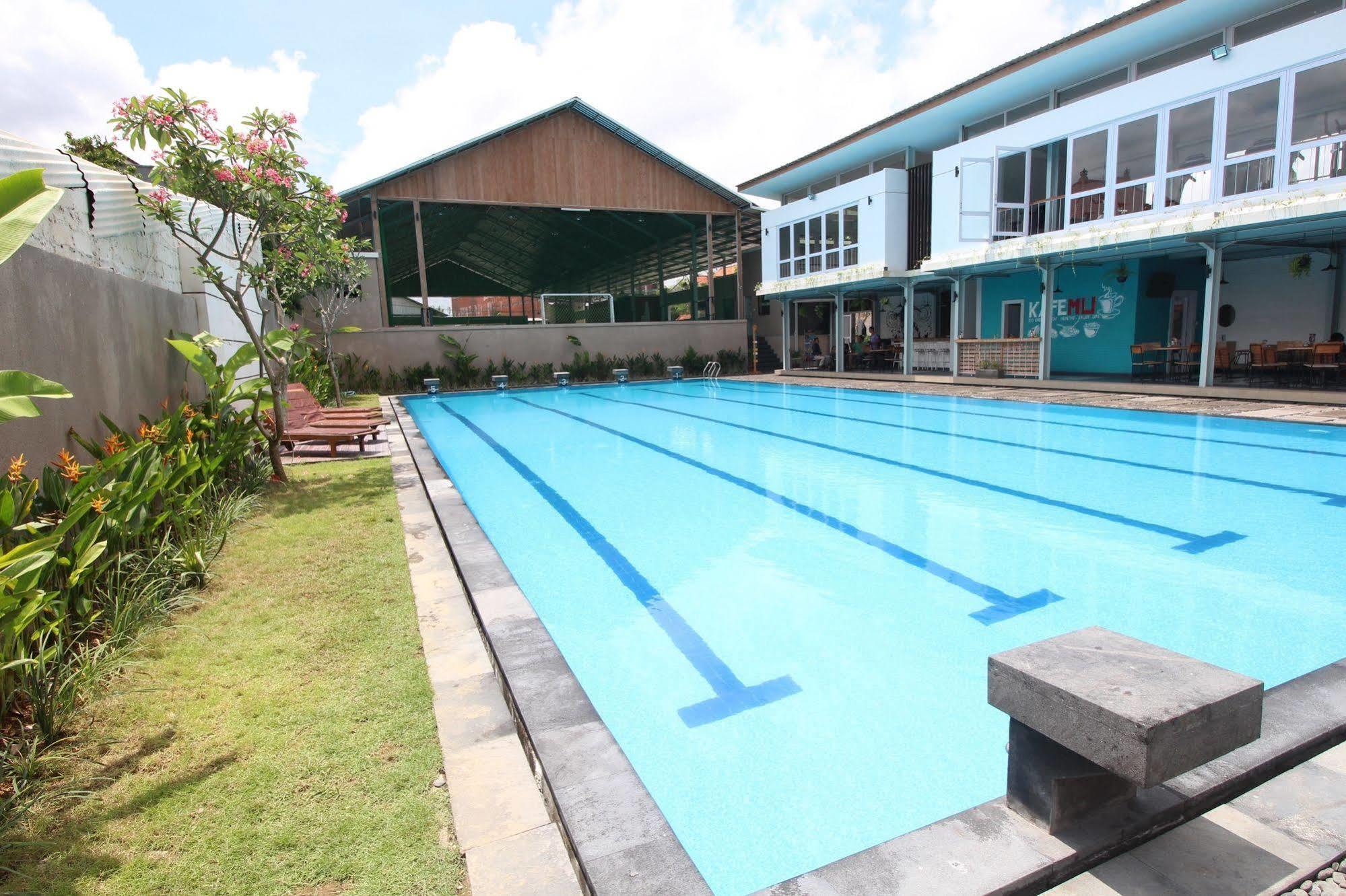 Umah Bali Suites And Residence Dempasar Exterior foto