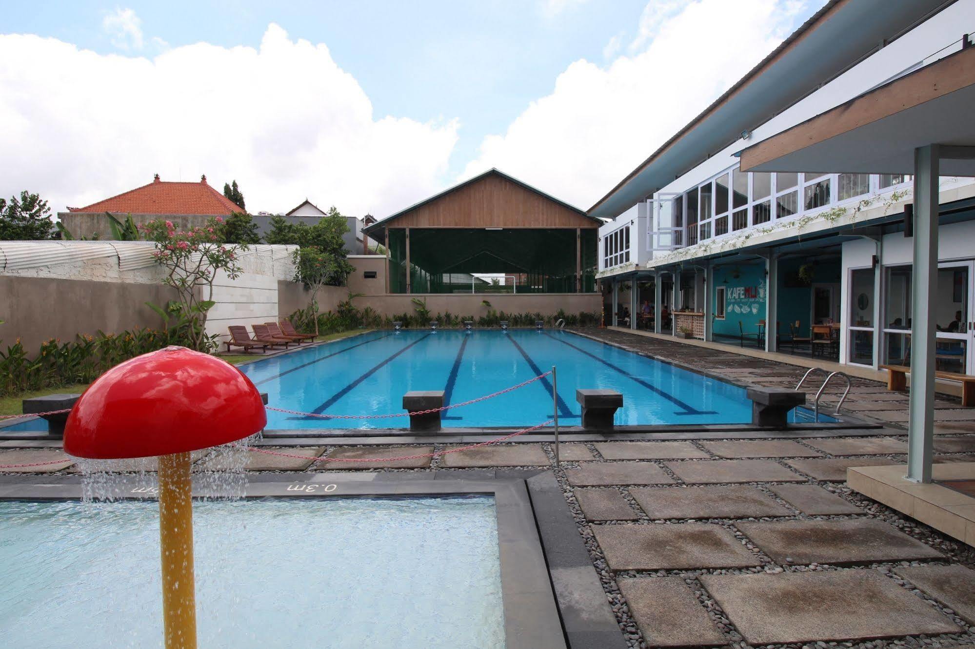 Umah Bali Suites And Residence Dempasar Exterior foto